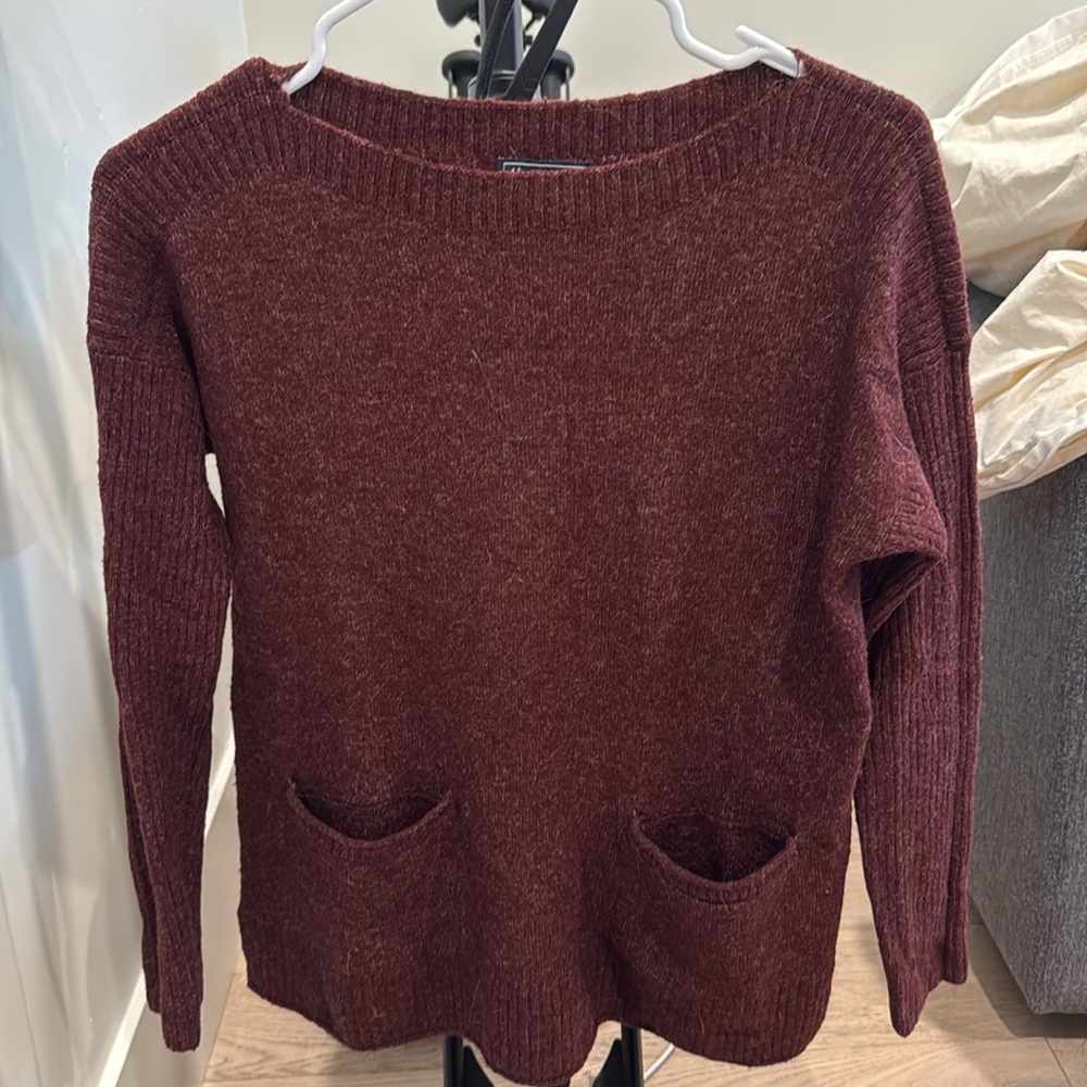 ABRCROMBIE & FITCH Sweater